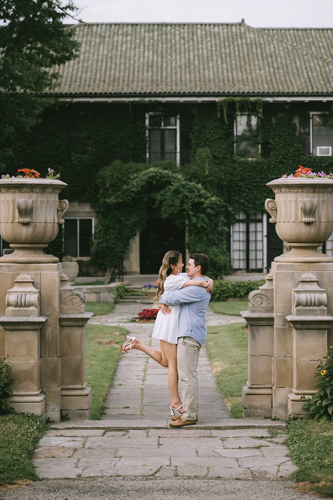 Connor and Mackenzie kissing